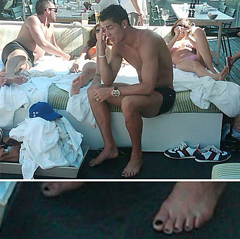 Cristiano en una piscina de Nueva York. | TMZ