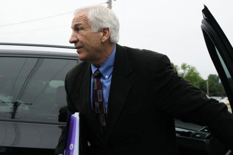 Jerry Sandusky llegando a una de las sesiones del juicio. | Afp