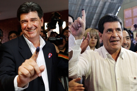 Efraín Alegre y Horacio Cartes, tras depositar su voto. | Reuters