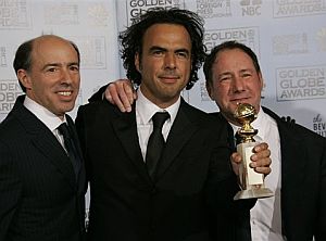 iñarritu con los productores de Babel iñarritu con los productores de Babel
