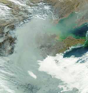 La poluci�n del sur de China, captada por el sat�lite MODIS. (Foto: PNAS)