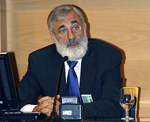 Moreno, durante la presentaci&oacute;n del informe. (Foto: EFE)