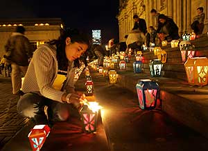 Recuerdo en Bogotá a los diputados fallecidos. (Foto: AFP)