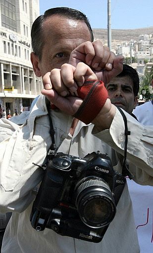 1188139052_g_0.jpg