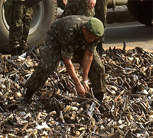 http://estaticos01.cache.el-mundo.net/elmundo/imagenes/2008/10/31/1225473665_0.jpg