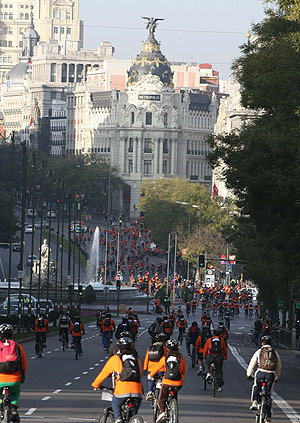 Los participantes del Madrid Bike Tour. (Foto: Kike Para)