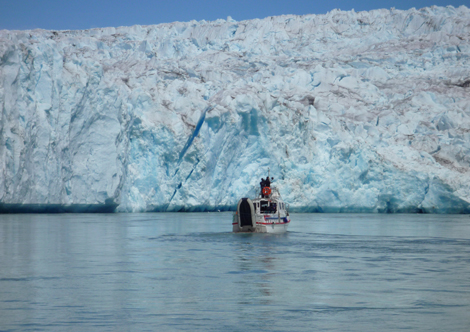 El glaciar Qaleraqdit, en Groenlandia, retrocede hasta siete kilómetros cada año. (Foto: Gustavo Catalán Deus)