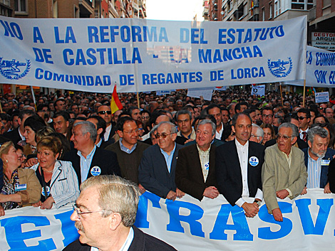 http://estaticos01.cache.el-mundo.net/elmundo/imagenes/2009/03/18/1237396613_0.jpg