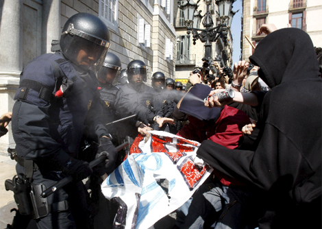 Las cargas han enfrentado a Interior con los medios de comunicación | Efe