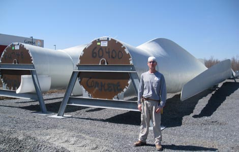Uno de los trabajadores de Gamesa, Troy Galloway, en la fábrica de la empresa en Pensinlvania. / Carlos Fresneda