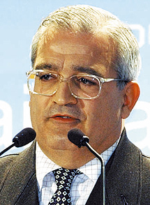 César Augusto Asencio.