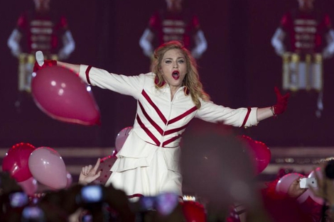 Madonna, durante su actuación en Barcelona. | Jordi Soteras