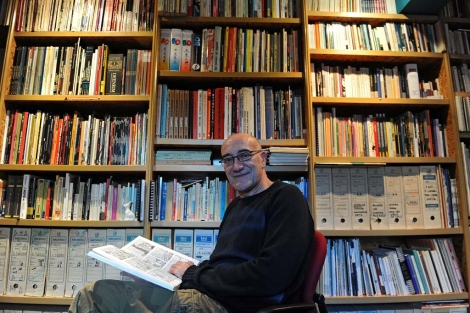 Antonio Altarriba, durante una entrevista en su casa, en 2010. | N. González Antonio Altarriba, durante una entrevista en su casa, en 2010. | N. González