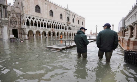 La Plaza de San Marcos en Venecia, inundada. | Andrea Merola
