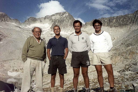 Jordi Pujol, con sus hijos Pere, Jordi y Oriol, en el monte Aneto en 1999. | Foto: EL MUNDO