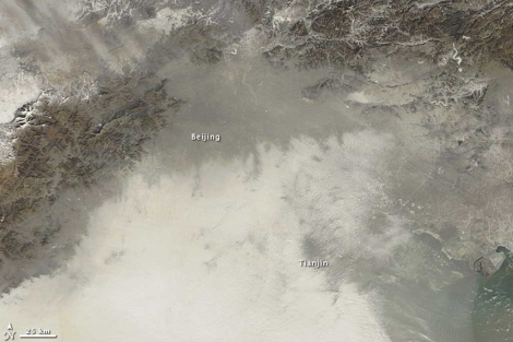 La nube de polución, captada desde el espacio. | NASA/Reuters