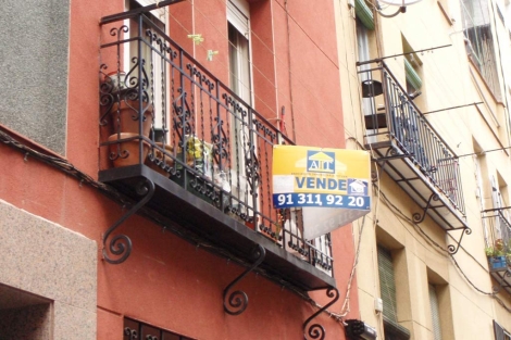 La venta de pisos en España cayó un 12,6% en marzo