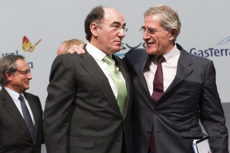 El presidente de Iberdrola, Ignacio Galán (i), y su homólogo de GDF Suez, Gerard Mestrallet. | Efe