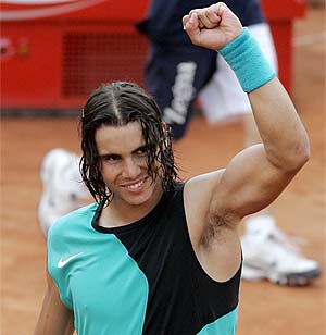 Nadal festeja la victoria ante Starace. (Foto: AP) Nadal festeja la victoria ante Starace. (Foto: AP)