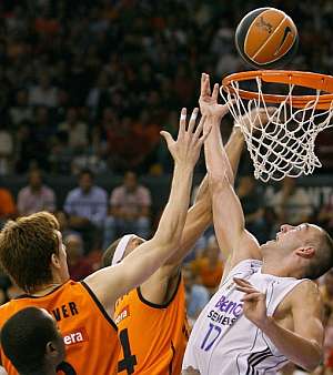 Partido siempre difícil en Valencia