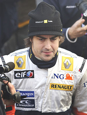 Fernando Alonso, en su estreno en Jerez. (Foto: AP)