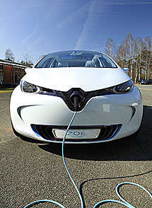Al volante del Zoe, un nuevo Renault eléctrico
