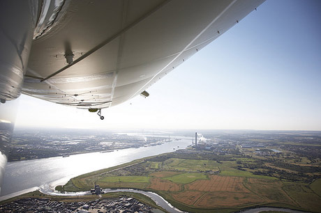 Salida del aer�dromo, camino a Londres. (Foto: Stella Artois)