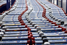 Carros de la compra en un Carrefour. | Reuters