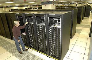 Imagen del superordenador 'Roadrunner'. (Foto: IBM) Imagen del superordenador 'Roadrunner'. (Foto: IBM)