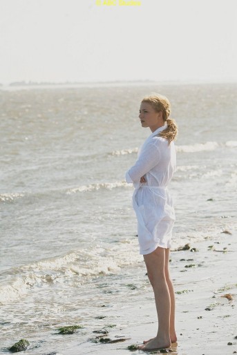  Revenge narra la llegada de Emily Thorne Emily VanCamp a los Hamptons 
