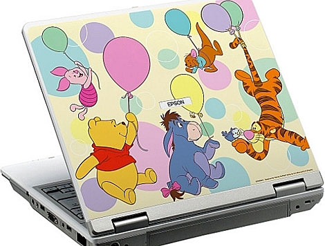 Modelo de portátil Epson con los personajes de Disney.